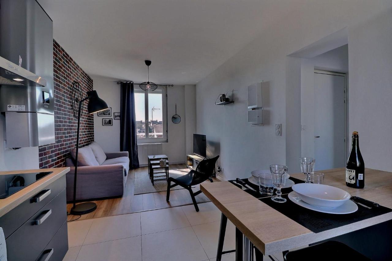 Appartement Logisy En Centre-Ville De Vitre I Logisy L'Indu Vitré Kültér fotó